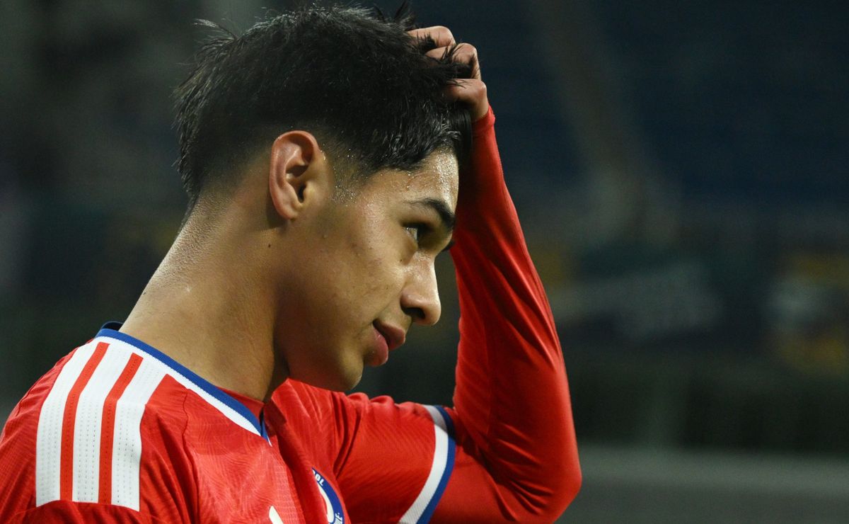 Darío Osorio se gana elogios de Jean Beausejour en la selección chilena: “Muy lúcido”