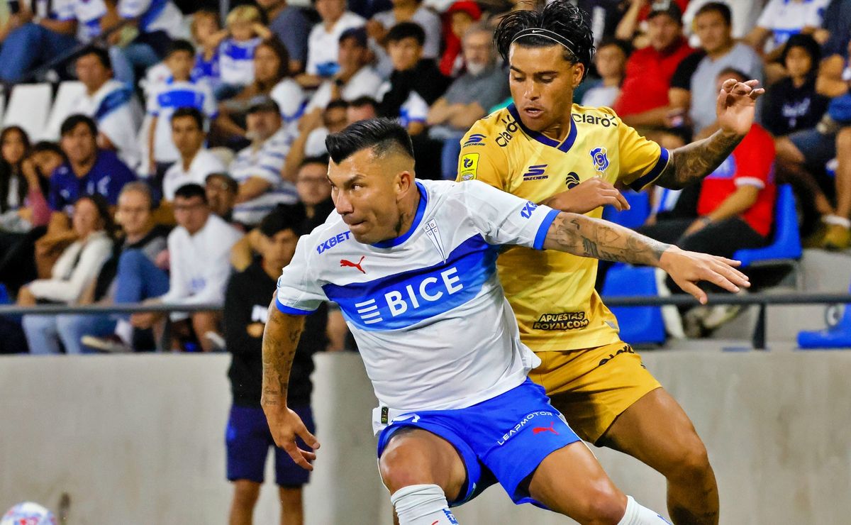 La tajante respuesta de Católica a millonaria denuncia de Everton tras visita a Claro Arena