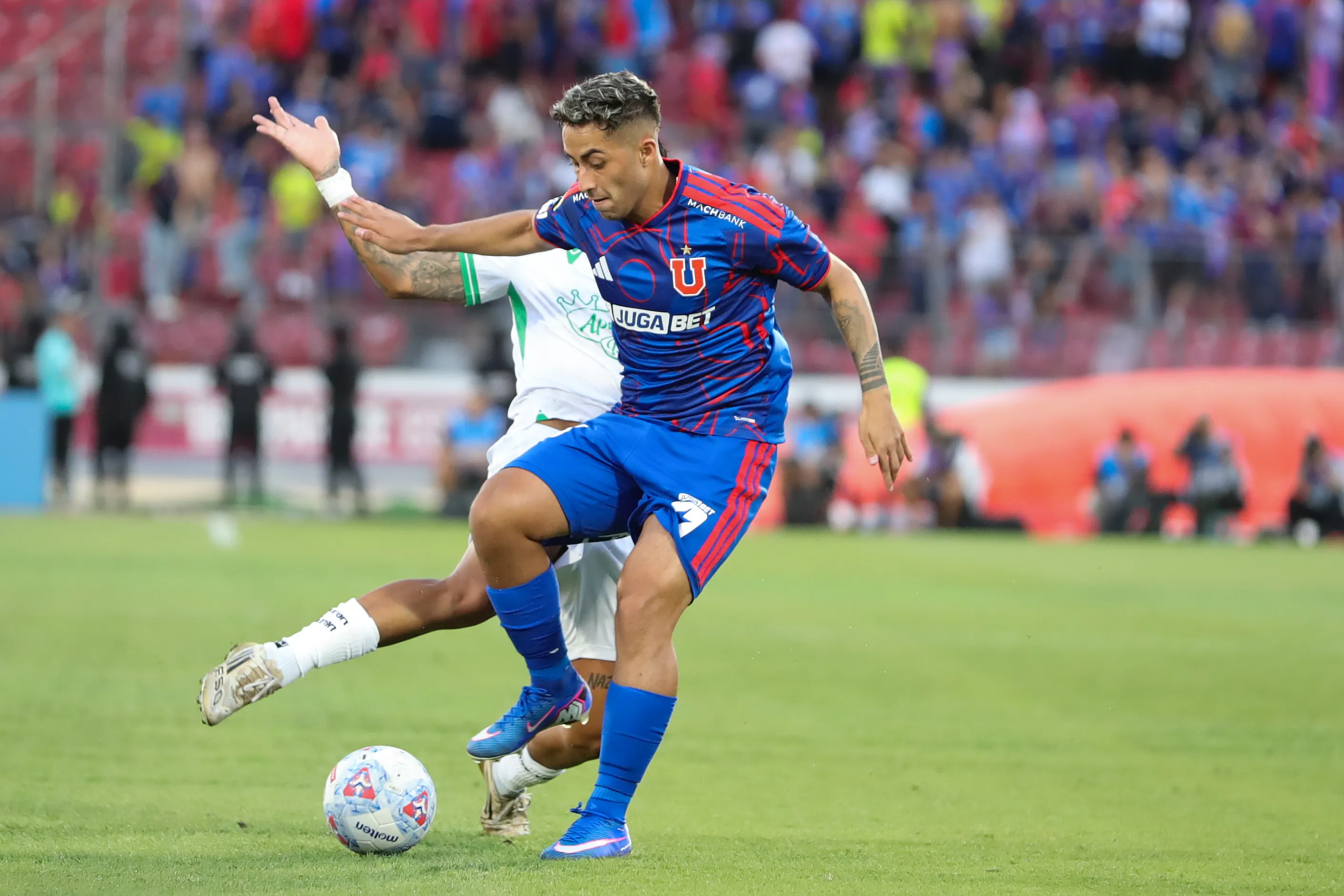 Lucas Assadi puede sumar minutos con la U ante Audax.