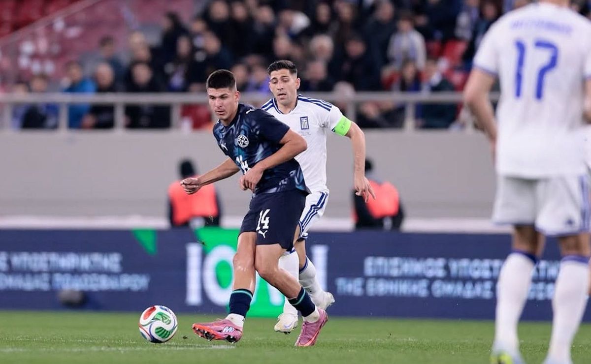 Jugó solo 53 minutos con Paqui en la U, y ahora pone un pie en el Mundial: “Muy sólido”