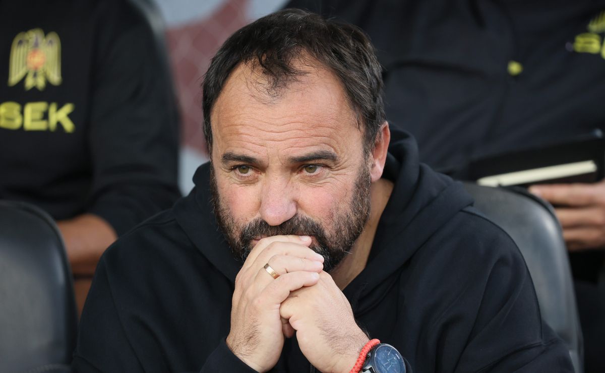 Donde las papas queman: José Luis Sierra es oficializado en club de Medio Oriente