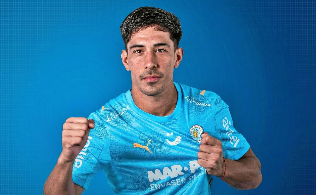 ¿Regresa a Colo Colo? Salomón Rodríguez vuelve a romperla con un doblete en Uruguay