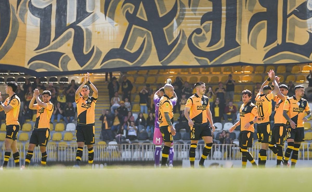 Tabla Copa de la Liga: Coquimbo se lo da vuelta al Conce y se arranca de Colo Colo en la cima