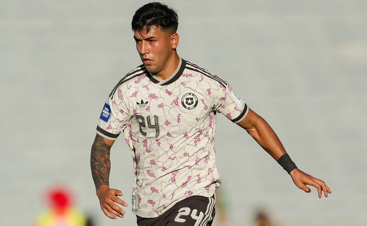 Diego Ulloa, el único de Colo Colo en la selección chilena, comparte emotivo mensaje tras su debut