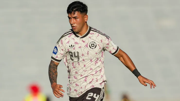 Diego Ulloa tuvo su primer partido con la selección chilena.