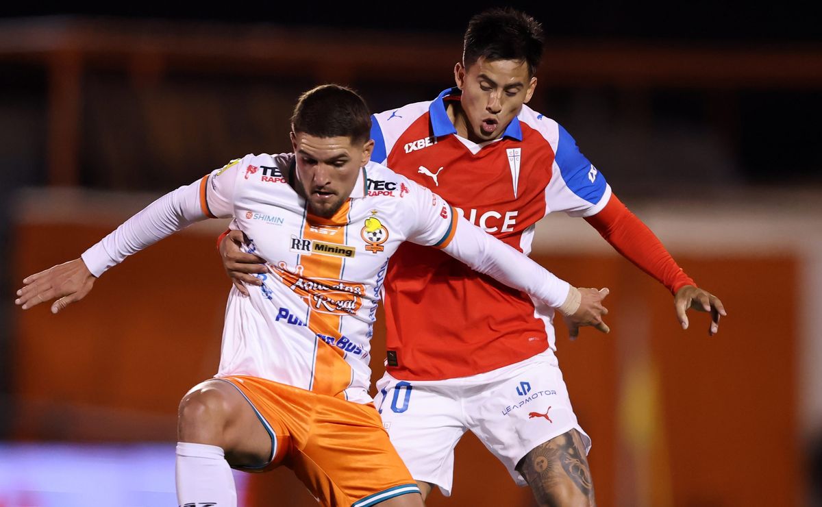 ¿Va por TNT? El canal que transmite a Cobresal vs. U. Católica por la Copa de la Liga