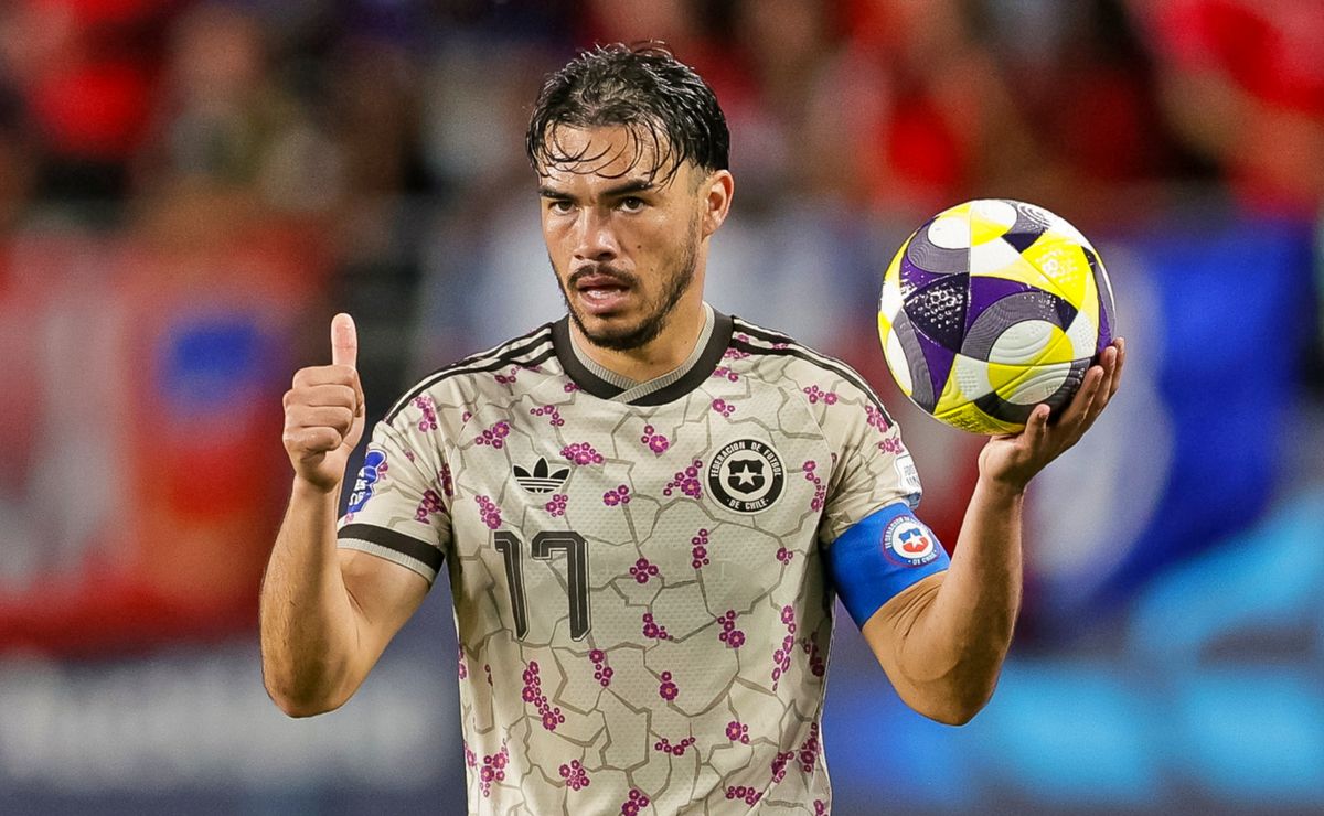 Barren el piso con Gabriel Suazo por no aguantar las críticas en la selección chilena: “Tiene que entender…”