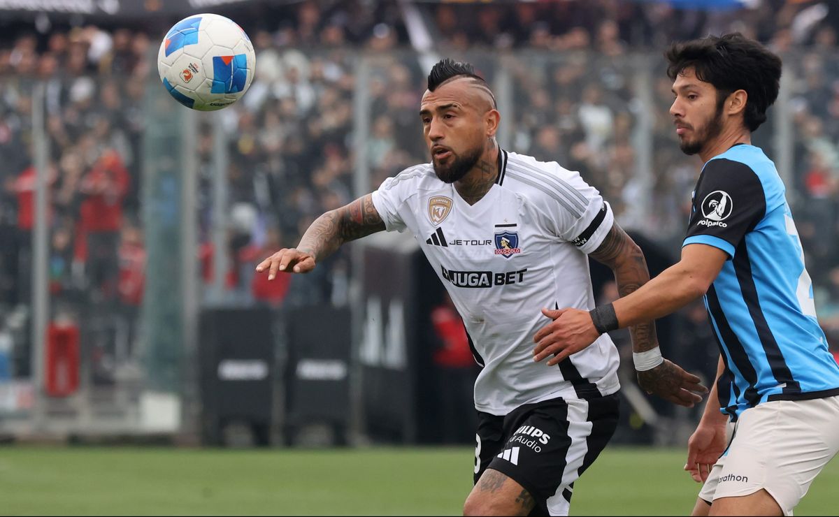 ¿Va por TNT? Confirman el canal que transmite Colo Colo vs. Huachipato en la Copa de la Liga 2026