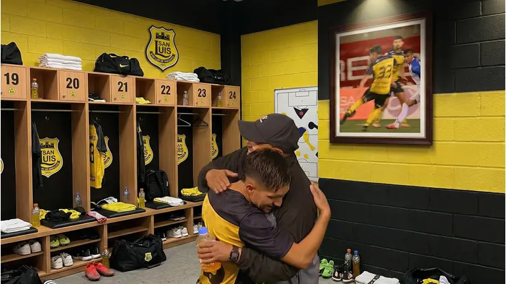 El Chupete Suazo tuvo un agradecimiento especial para Fabián González. Algo presentía el sanantonino.