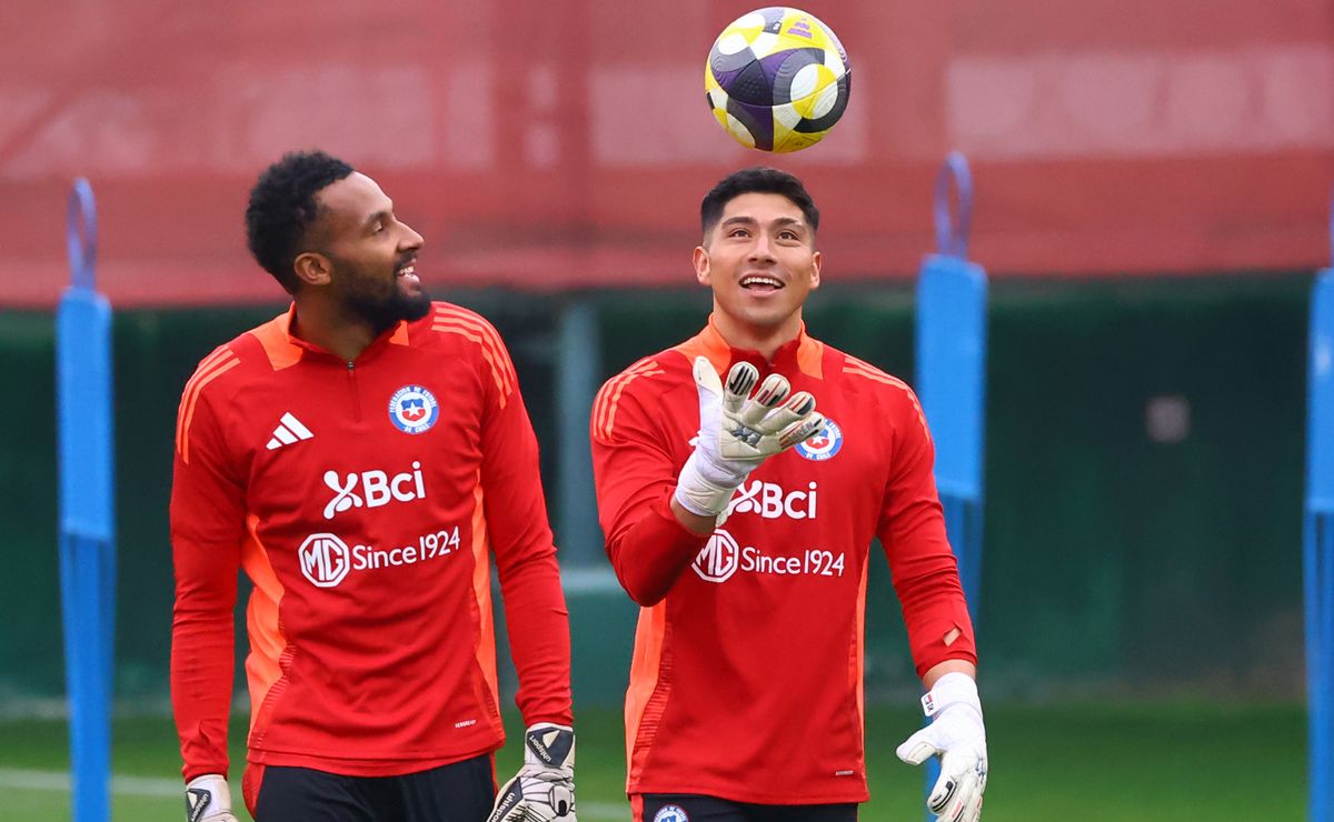 Córdova se acuerda de Brayan Cortés: “Es una alternativa, un arquero muy importante para Chile”