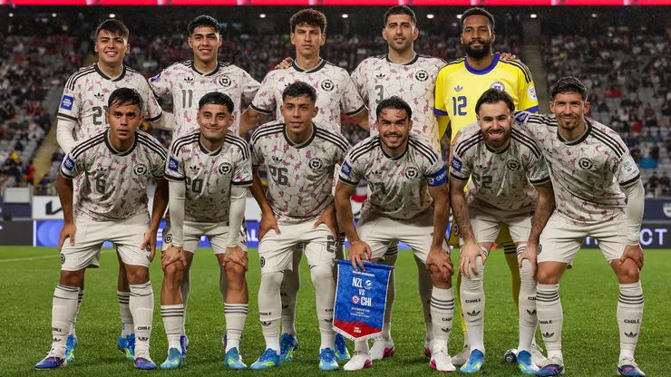 Periodistas de Nueva Zelanda impresionados por lo mala de la selección chilena.
