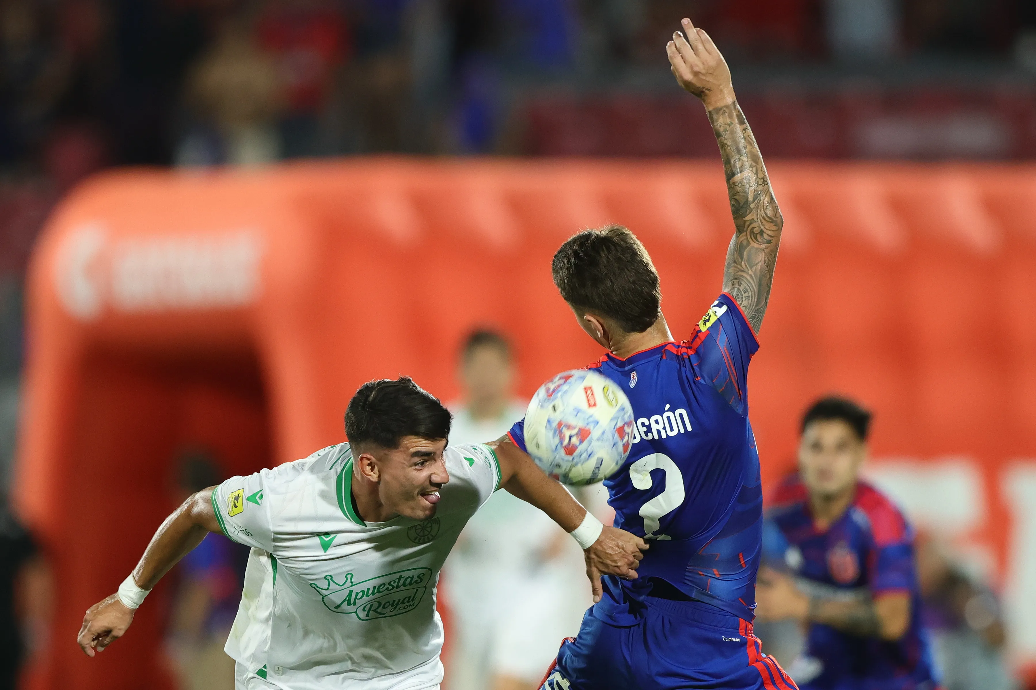 Audax ya había vendido las entradas a los hinchas de la U. Foto: Felipe Zanca/Photosport