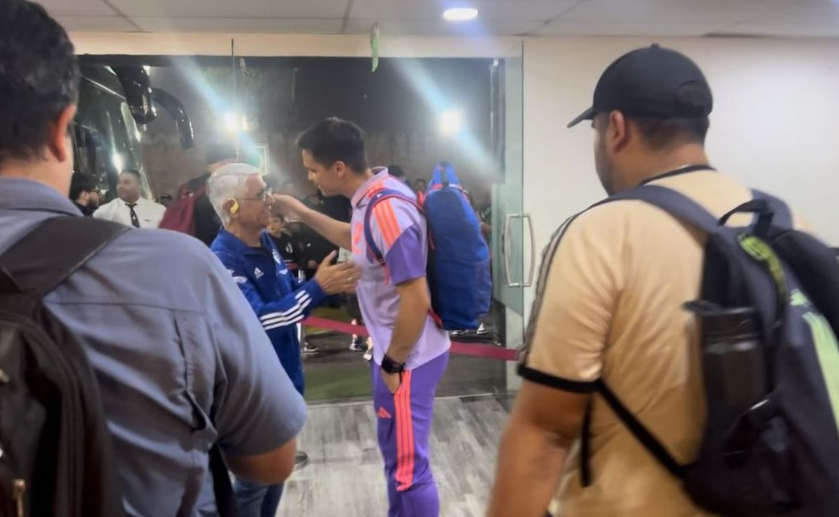 La ex mano derecha de Marcelo Bielsa tuvo emotivo encuentro con jugadores de U de Chile