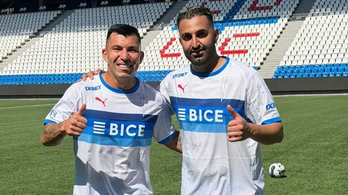 Gary Medel junto a Mo Ali