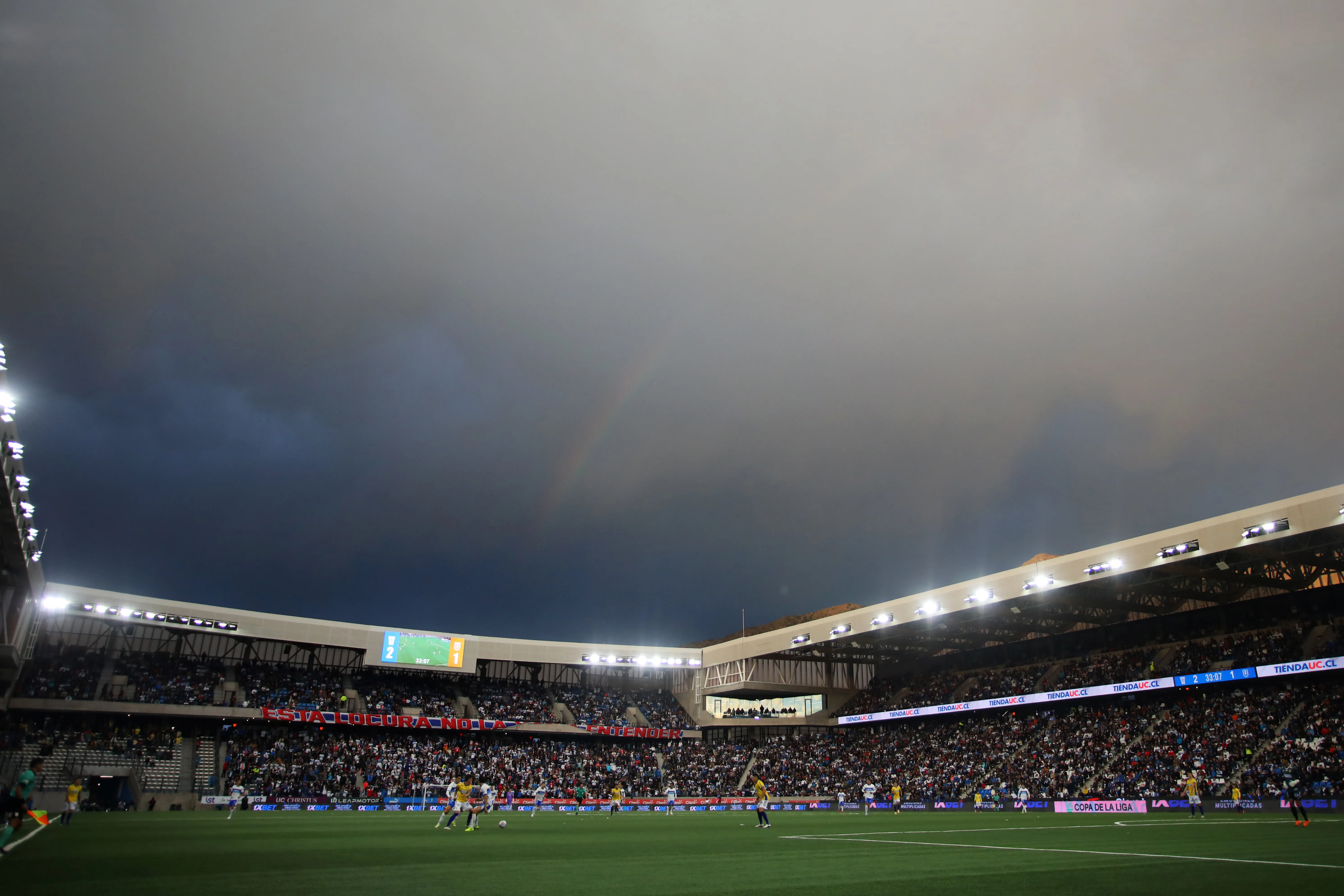 El Estadio Claro Arena podría ser sancionado y la UC tendría que cambiar de recinto para recibir a Boca Juniors