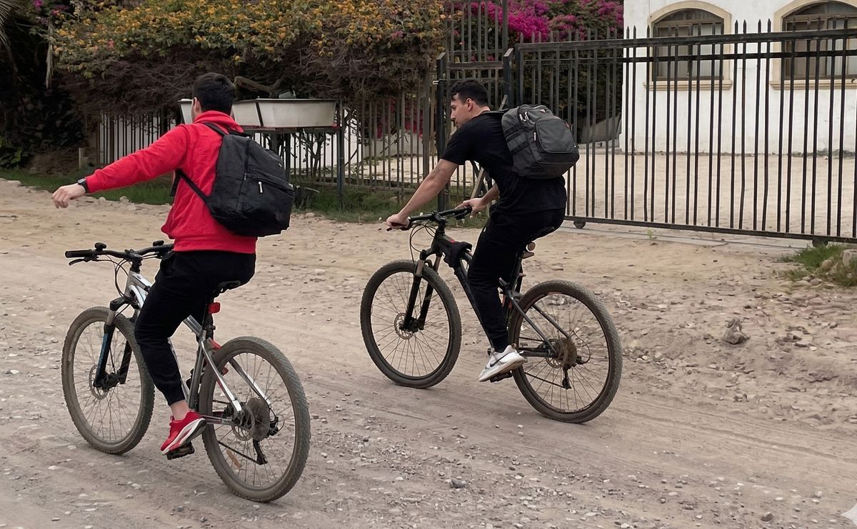 ¿Crisis de la bencina? Sorprenden a campeón de América con Chile yendo en bici a entrenar