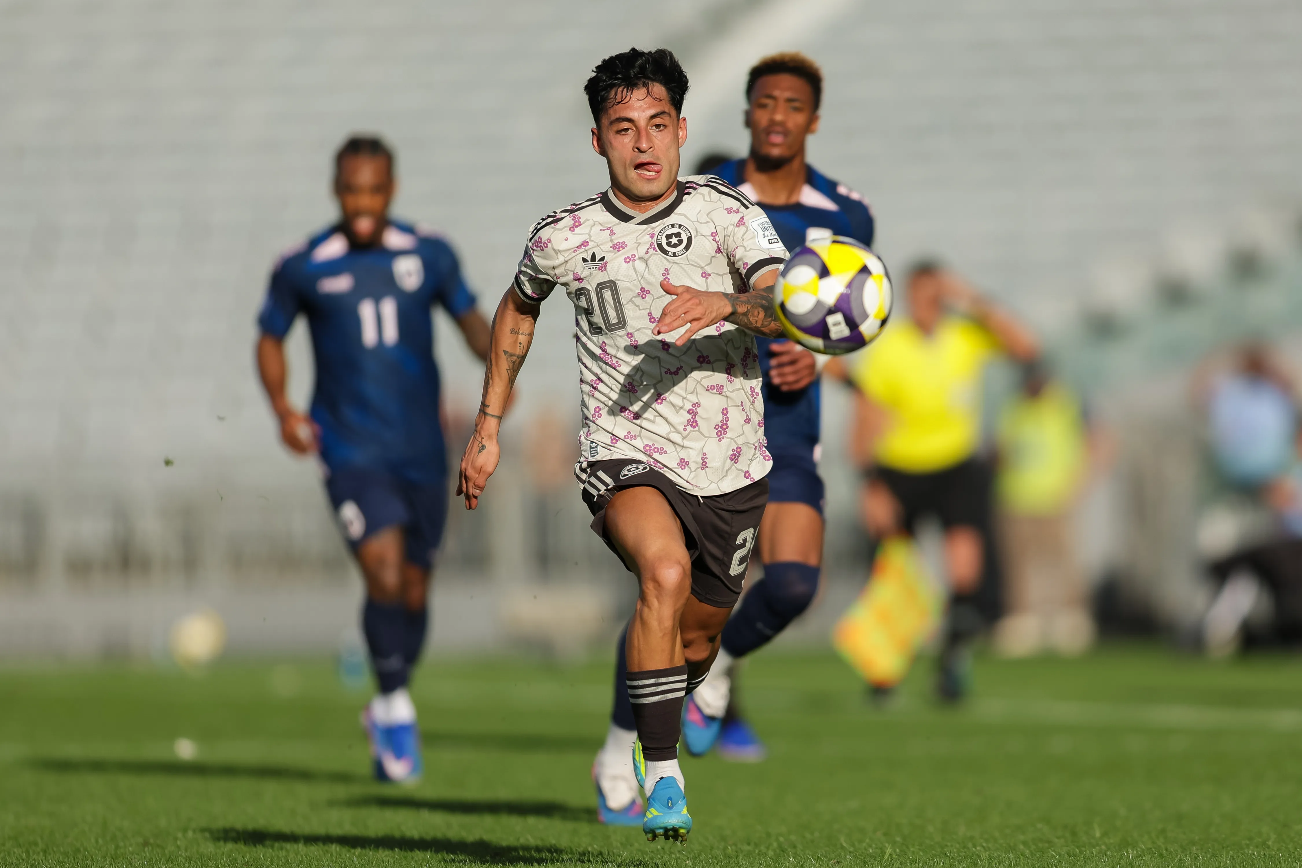 Javier Altamirano se incorpora a los entrenamientos de la U tras estar en la selección chilena. Photo: Joshua Devenie / www.photosport.nz