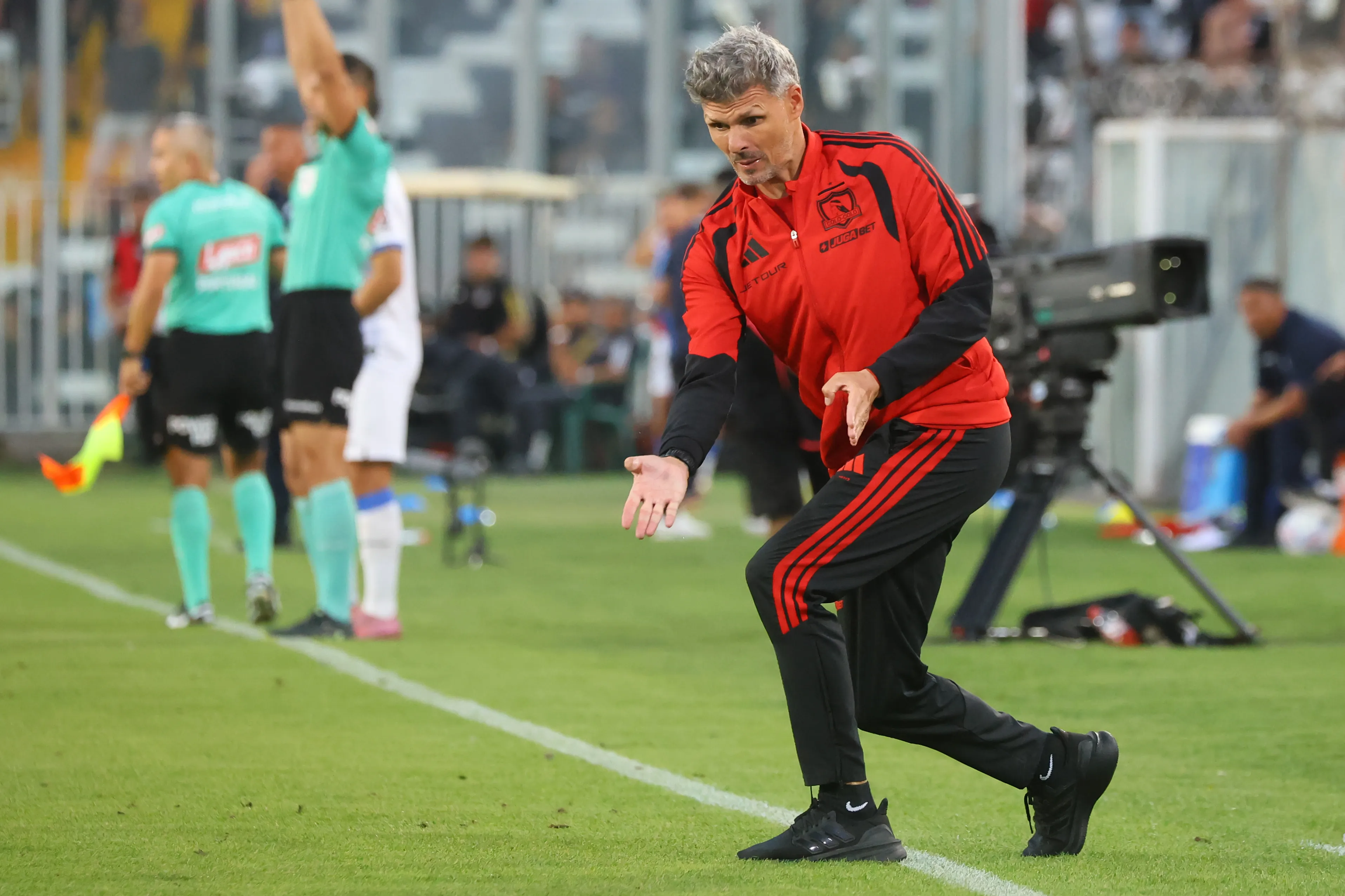 Fernando Ortiz analiza a Colo Colo. Foto: Jonnathan Oyarzun/Photosport
