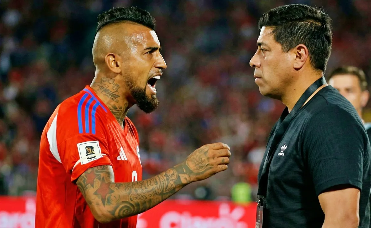 Arturo Vidal advierte a Nico Córdova sobre su retiro