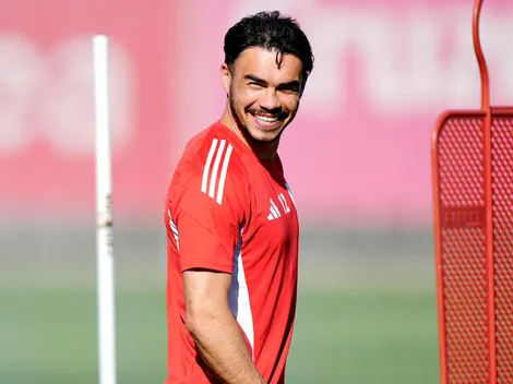 En Sevilla hay preocupación por Suazo tras volver de La Roja