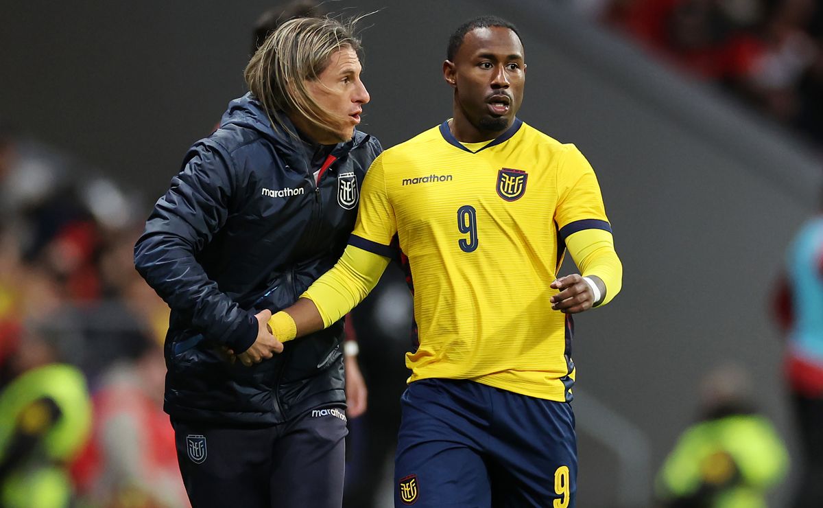 Beccacece revela gestiones para quitarle un arquero al fútbol chileno: ¿Al Mundial 2026?