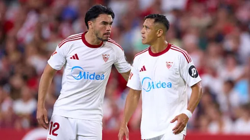 Alexis Sánchez y Gabriel Suazo sufren en el Sevilla.