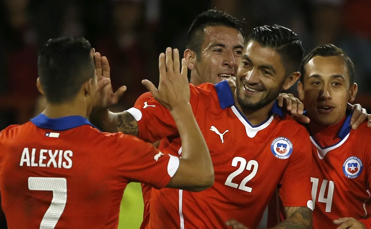 Exjugador de la Roja critica a chilenos por menospreciar fútbol mexicano