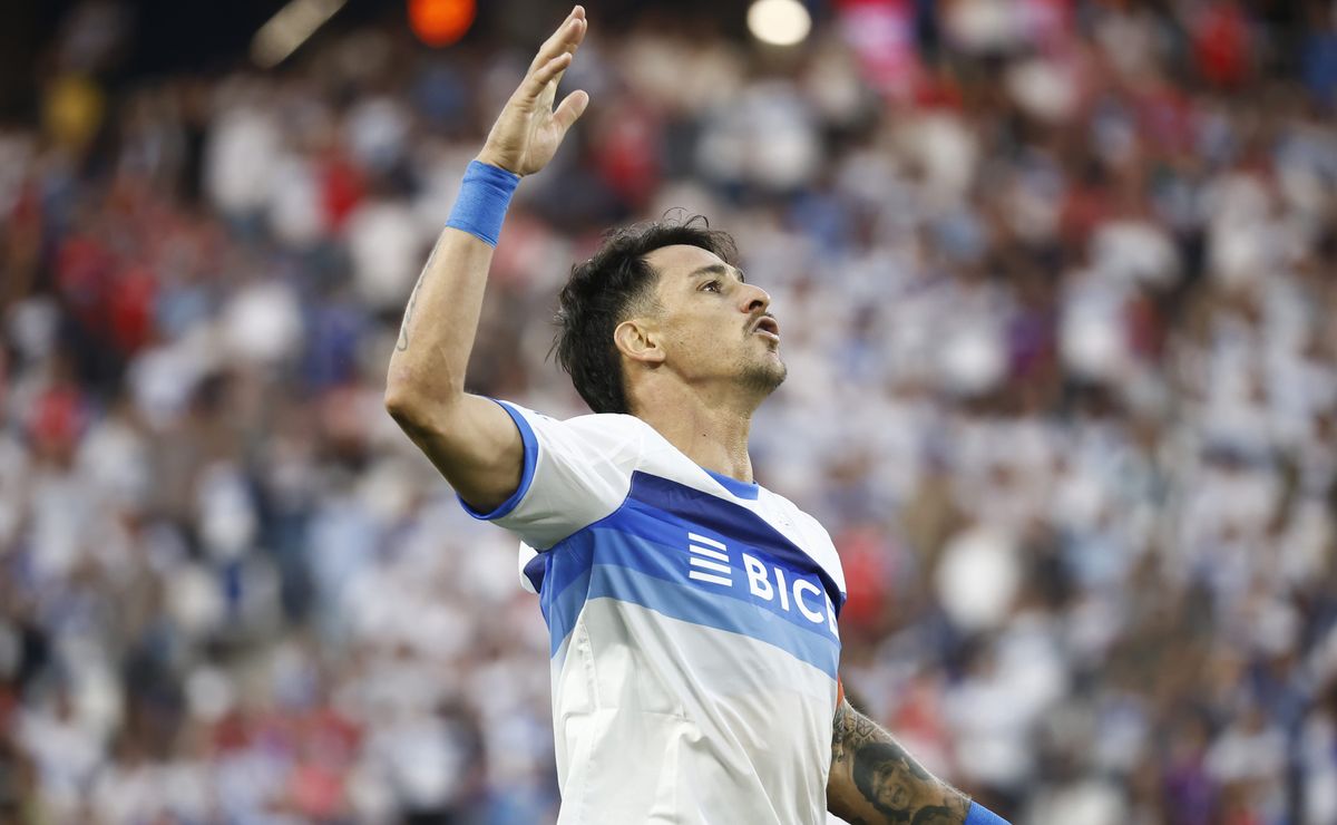 U Católica confirma que no venderá entradas ante Boca Juniors: no habrá venta de entradas