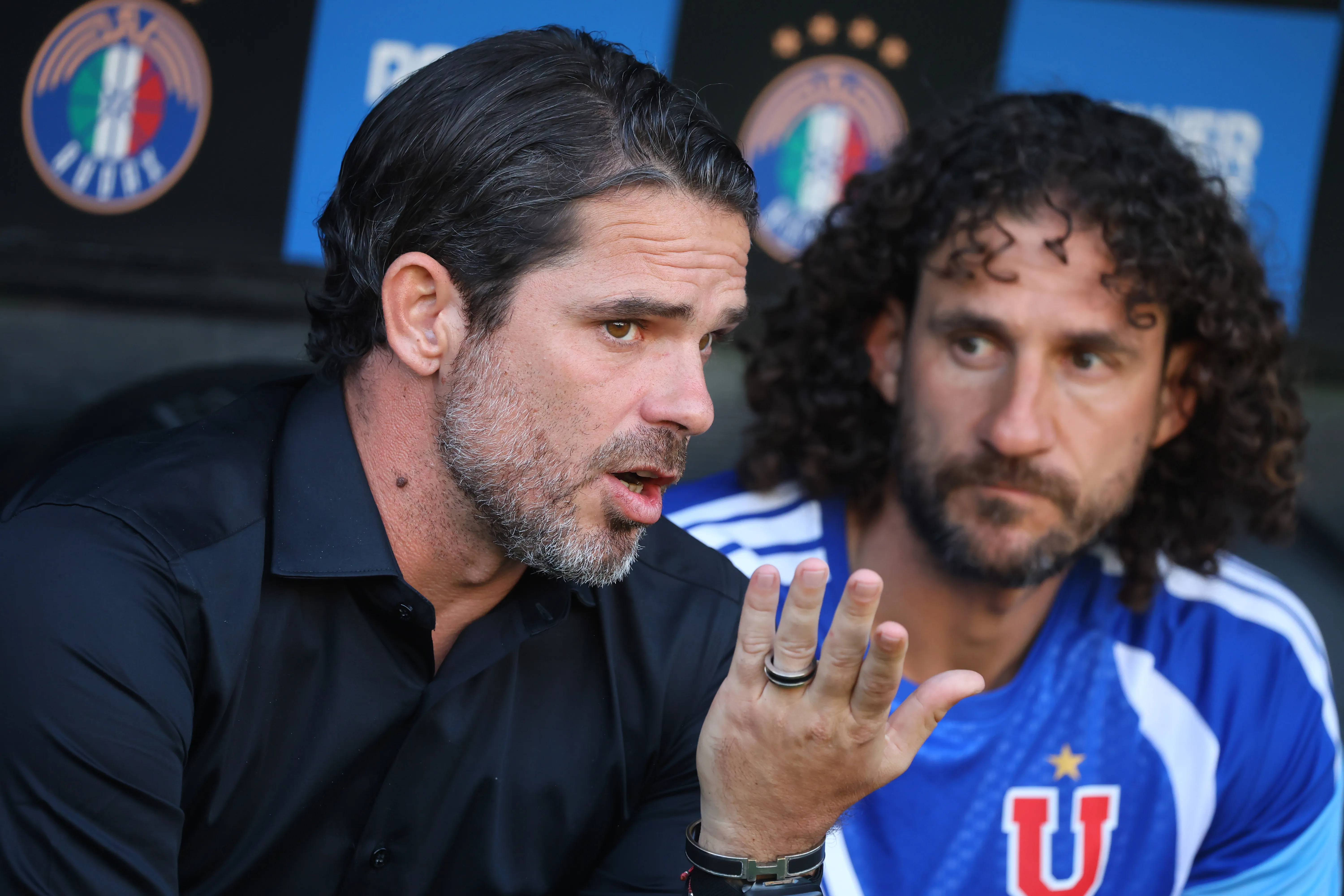 Fernando Gago quiere llevar al triunfo a la U en la Liga de Primera. Foto: Jonnathan Oyarzun/Photosport