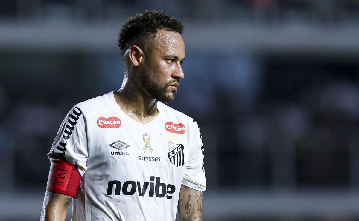 Neymar pierde la cabeza y se gana repudio mundial: “El árbitro se despertó con la menstruación”