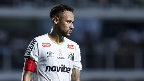 Siguen las polémicas para Ney, quien se aleja del Mundial con Brasil.