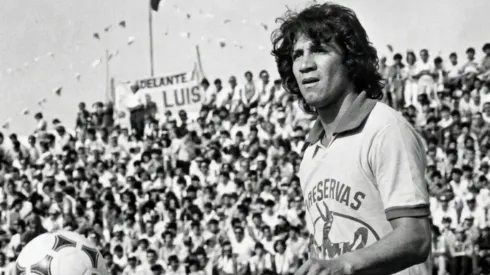 El "primer jugador de fútbol hippie" en Chile, como lo describió Aldo Schiappacasse.