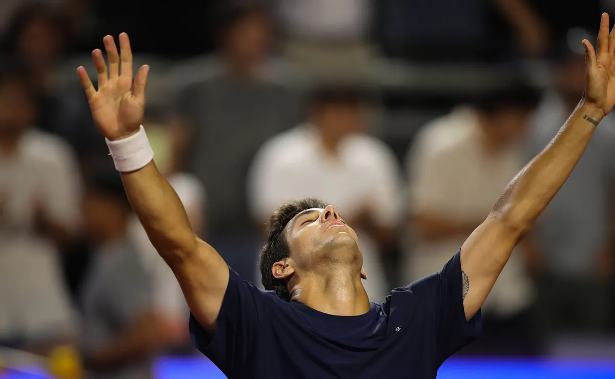 Cristian Garín avanza en Montecarlo hacia el cuadro principal