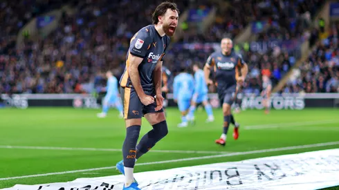 Ben Brereton anotó dos goles en derrota de Derby County ante Coventry City.