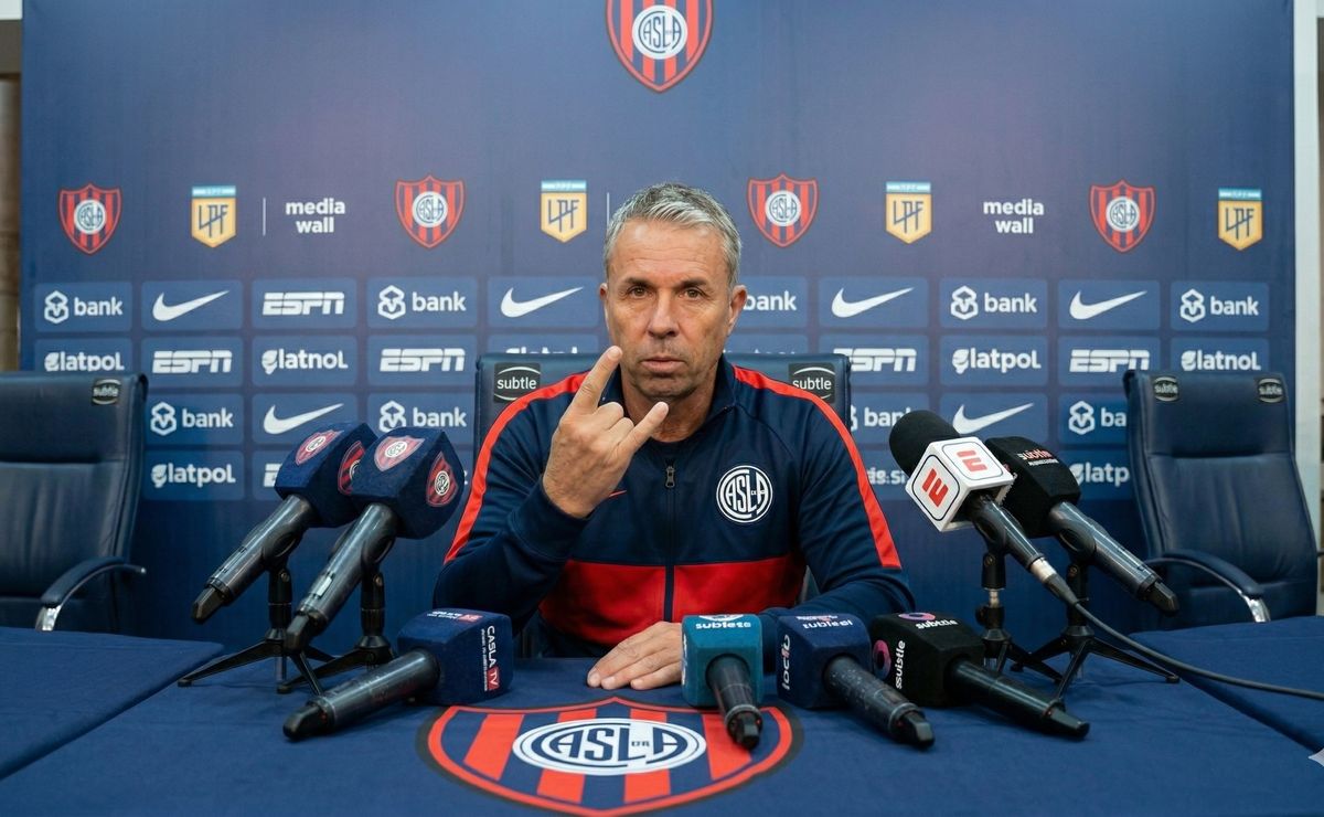 El lapsus de Cristián Álvarez que reveló que su corazón sigue con la U de Chile