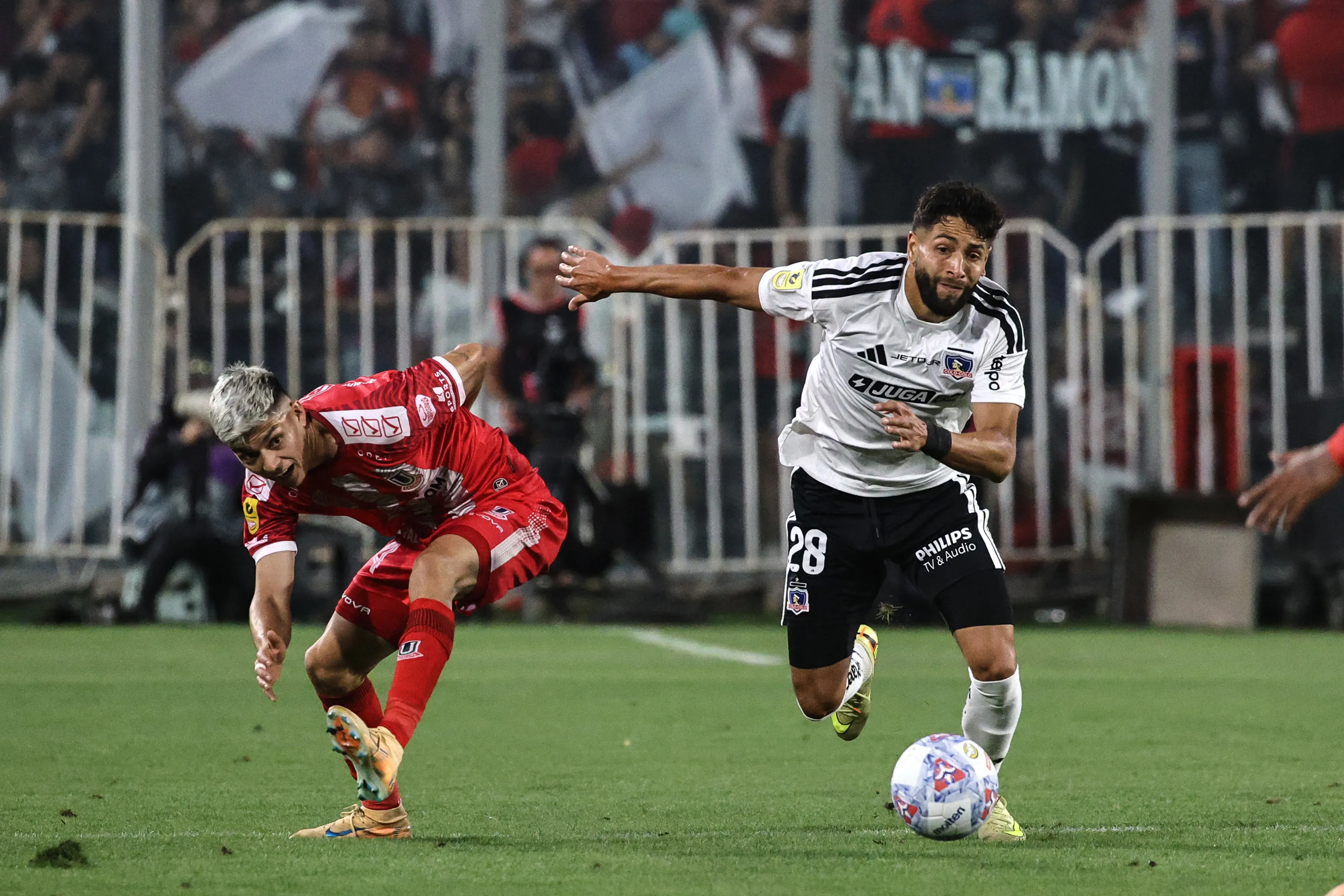 Cristián Gutiérrez ya jugó contra el equipo de sus amores | Photosport