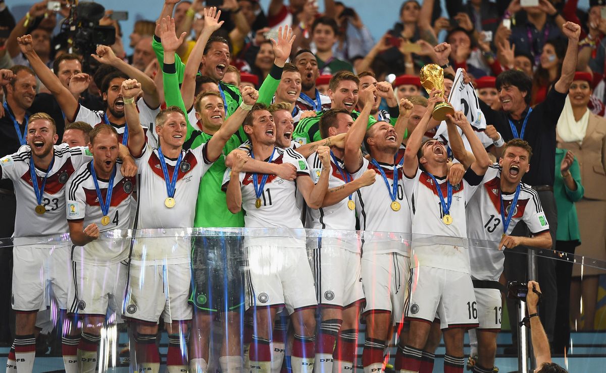 Le ganó una final a Argentina y puede volver a un Mundial: Joachim Löw a un paso de Ghana