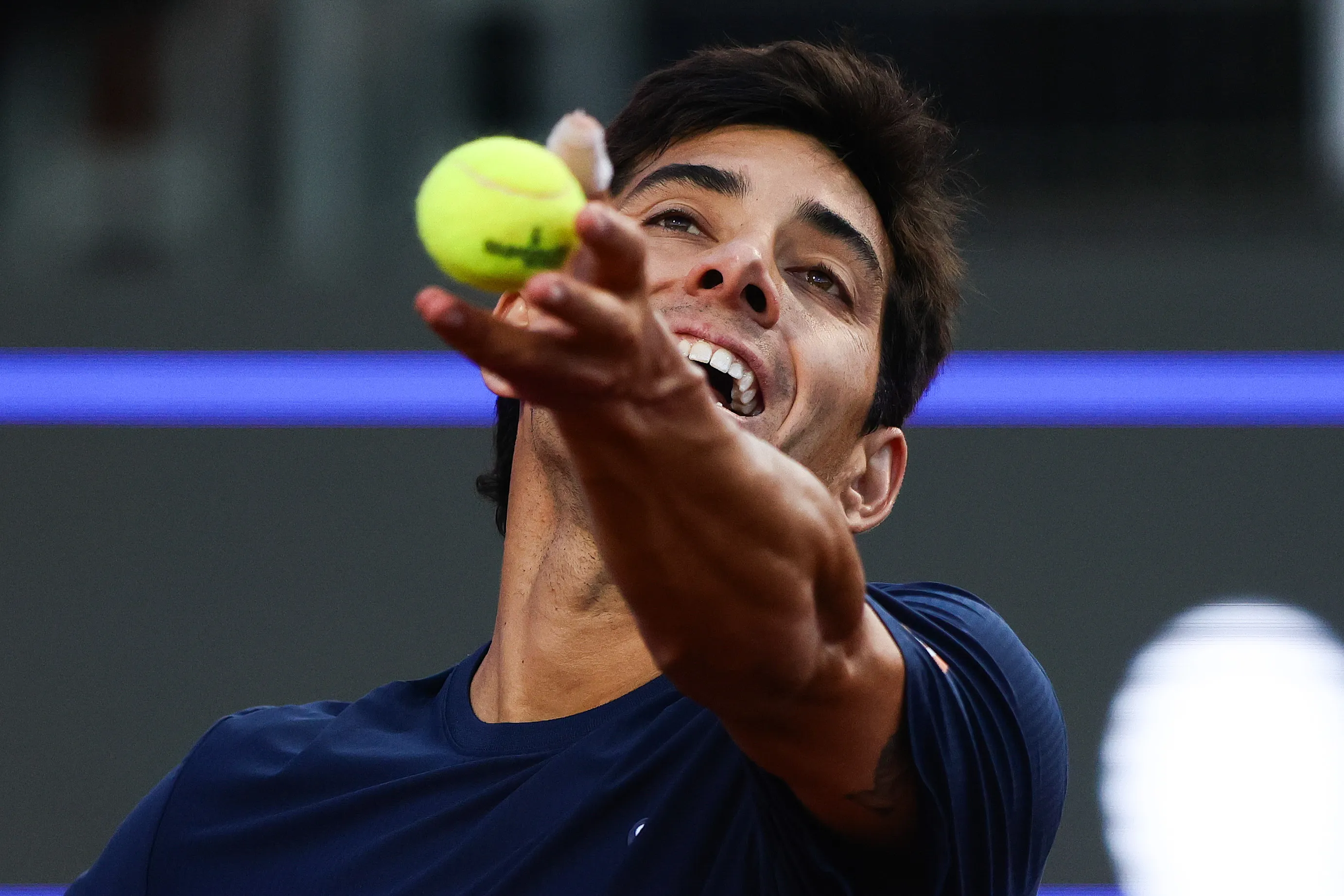 Cristian Garin avanzó en las clasificaciones para meterse en el cuadro principal de Montecarlo. Foto: Felipe Zanca/Photosport