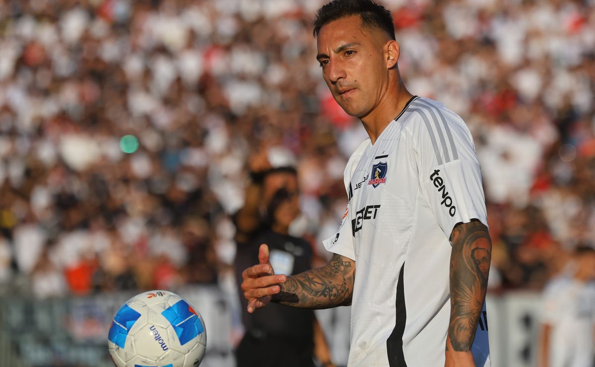 Colo Colo entrega parte médico de sus lesionados: la novedad con Javier Correa