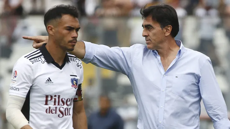 Gabriel Suazo y Gustavo Quinteros en el Colo Colo que campeonó en 2022.