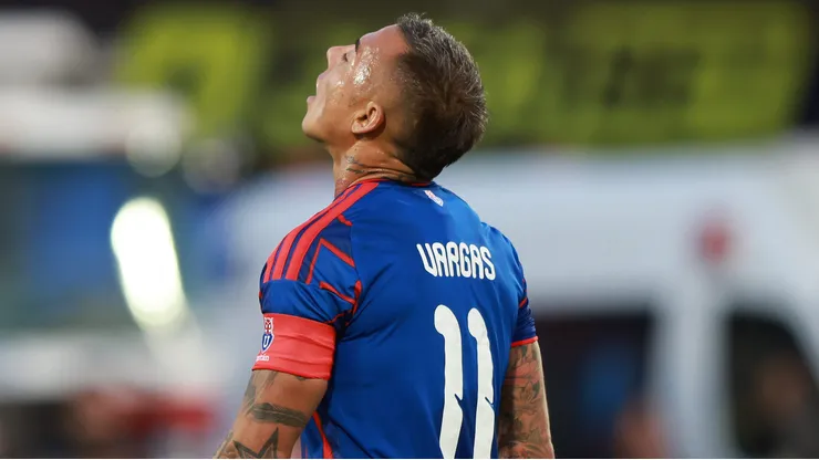 Eduardo Vargas otra vez fue destacado en Universidad de Chile.
