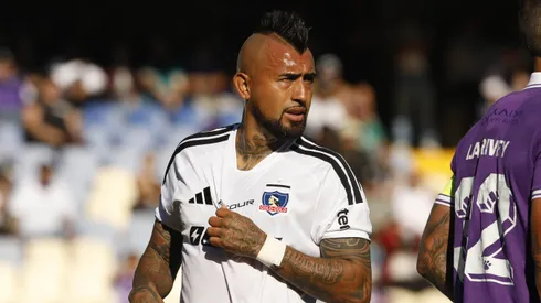 Arturo Vidal se emocionó en Colo Colo