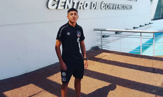 Josué Ovalle nunca pudo debutar profesionalmente en Colo Colo. | Foto: @cotto_ovalle