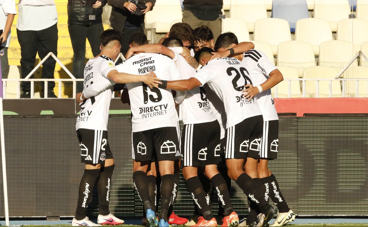 “Tiene que ser titular”: Rambo Ramírez está en llamas por Leandro Hernández en Colo Colo