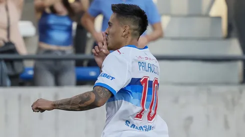 Matías Palavecino celebró así su golazo a Palestino en la Liga de Primera 2026.