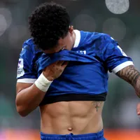 Le amargó la fiesta a La Roja y ahora sufre apretón de hinchas en Brasil