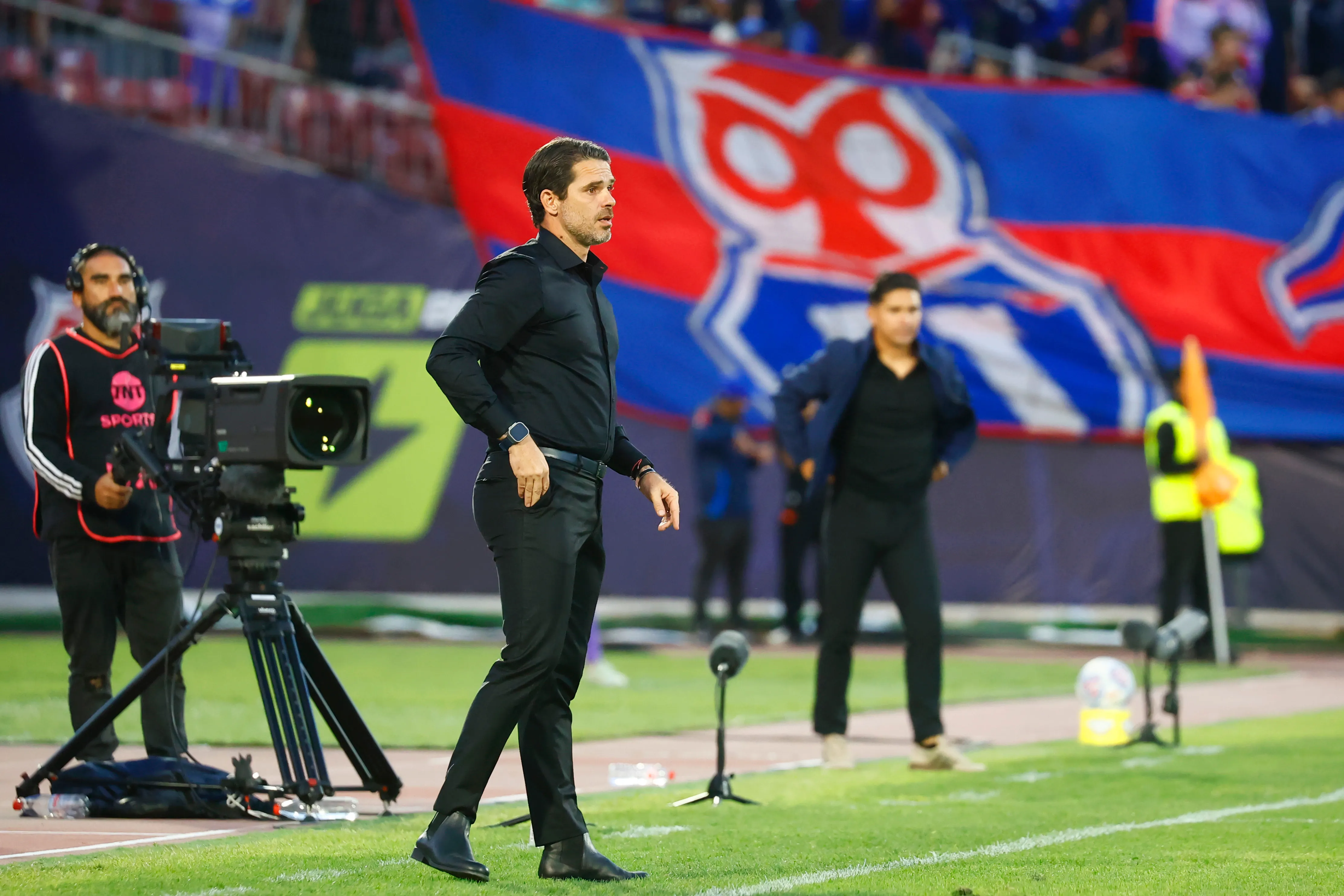 La U tiene a Gago en mejor pie. Foto: Dragomir Yankovic/Photosport