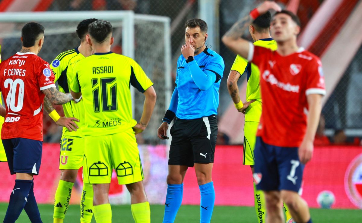 La trágica coincidencia del árbitro de Católica vs. Boca con clubes chilenos