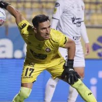 Jugó en 13 equipo, es titular en el equipo revelación y sueña con última hazaña