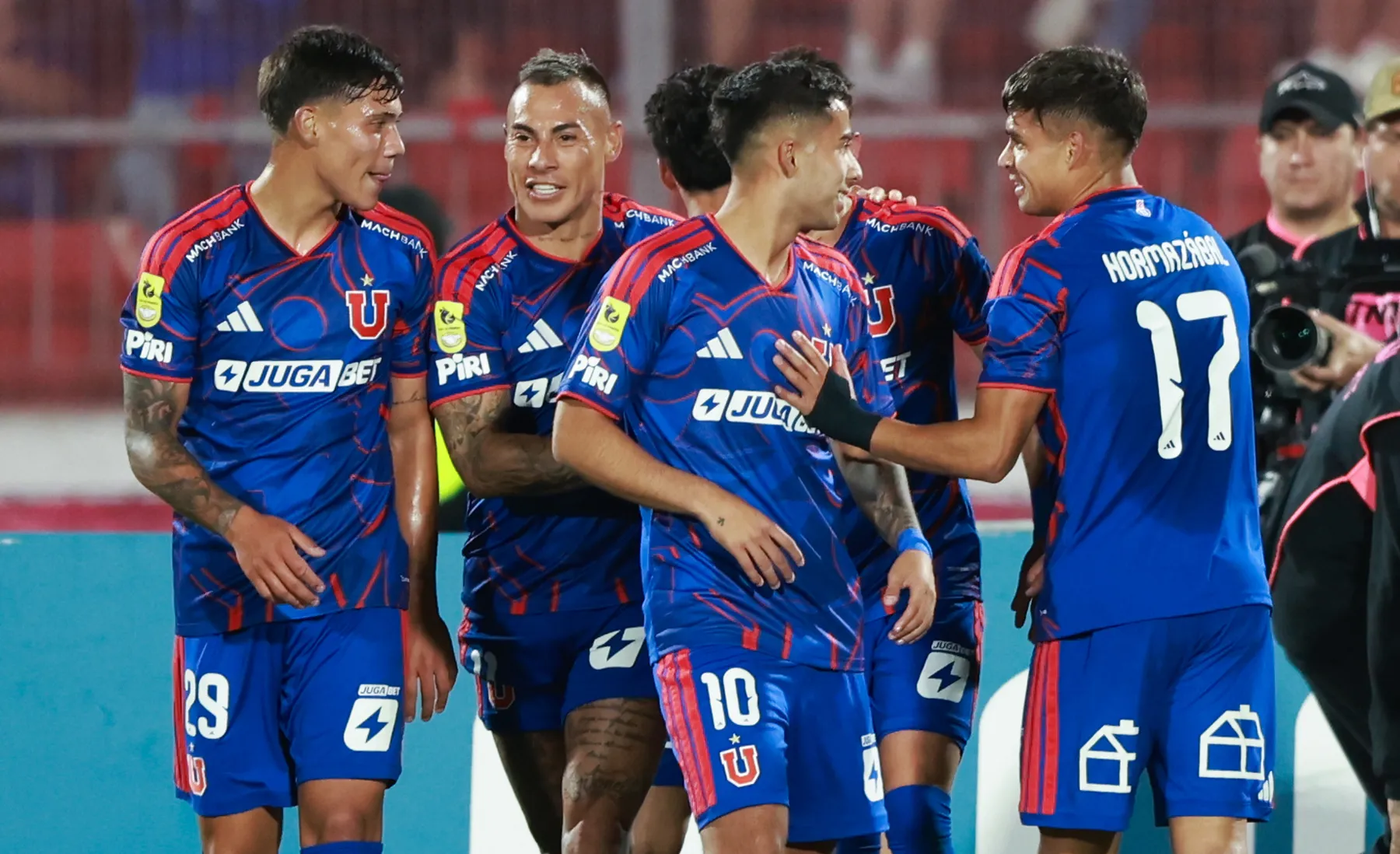 La U se levantó del suelo gracias al método Gago.